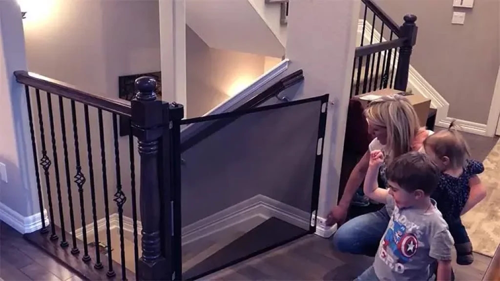 Does 120 Inch Retractable Baby Gate available
