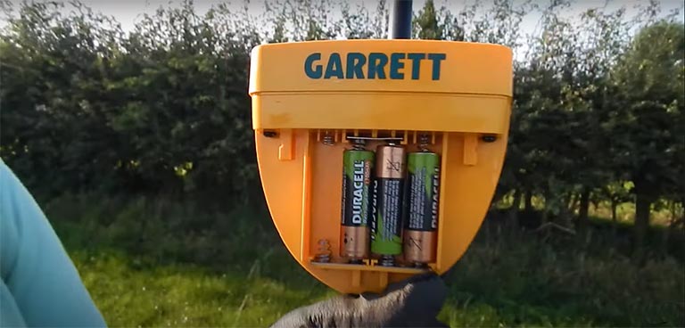 Garrett ace 250 battery cover removal